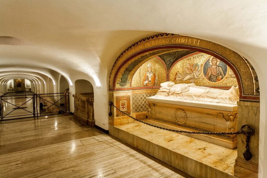 Vatican City: Skip-the-Line Vatican Museums & Sistine Chapel - Reaching the Sistine Chapel efficiently