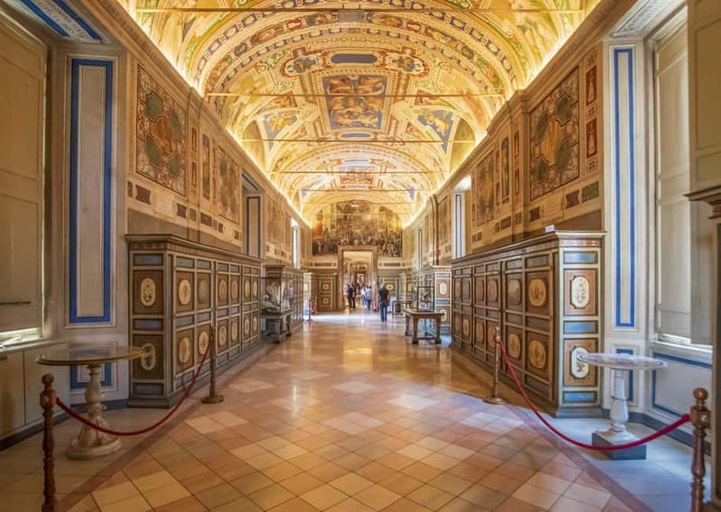 Vatican City: Vatican Museums & Sistine Chapel Entry Ticket - Raphael’s Rooms and the Renaissance masterpieces