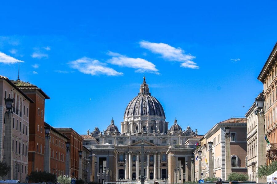 Vatican Museums, Sistine Chapel and St. Peter's Guided Tour - Meeting point and what to wear