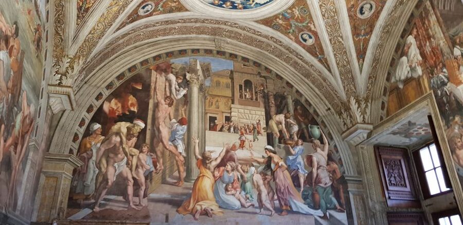 Vatican Museums: Sistine Chapel and St. Peter's Tour - Vatican Museums: let the guide give the collection a shape