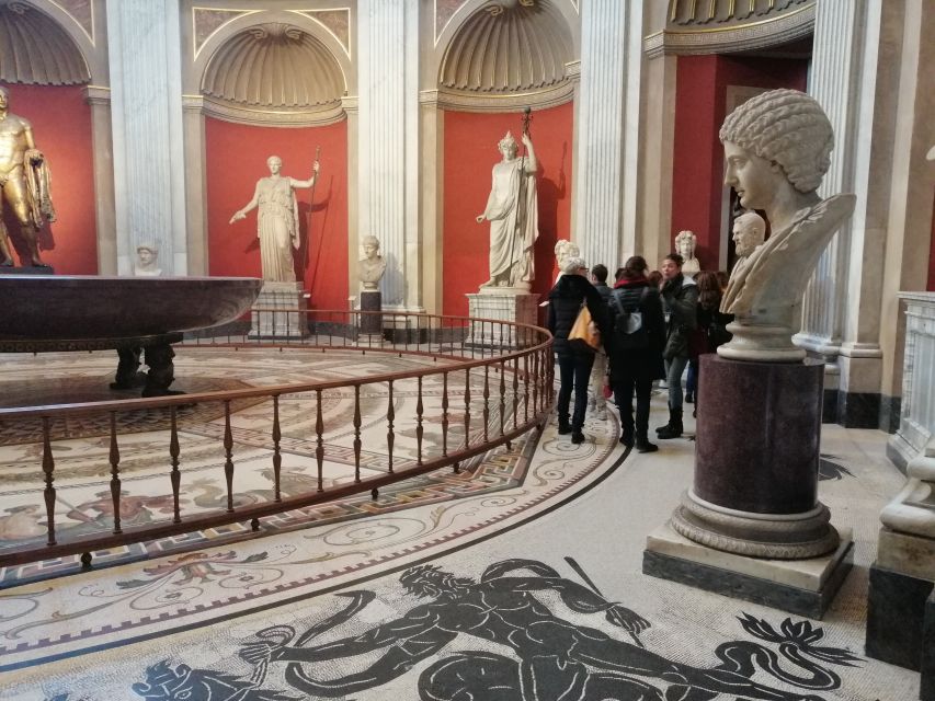 Vatican Museums: Sistine Chapel and St. Peter's Tour - St. Peter’s Basilica: the grand final hour