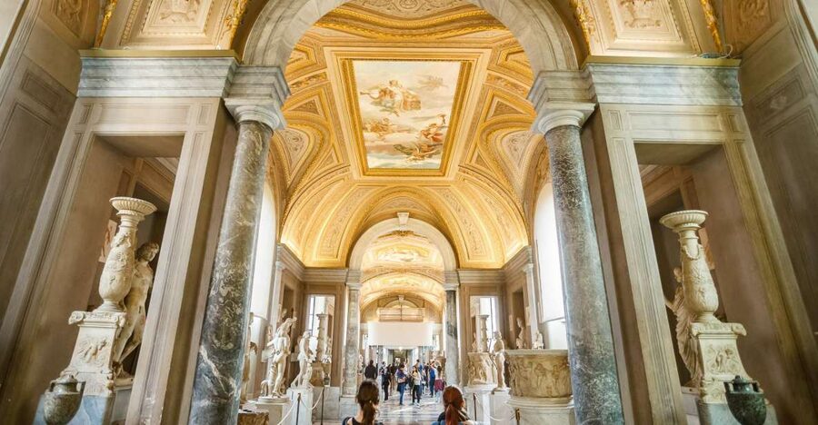 Vatican: Museums & Sistine Chapel Entrance Ticket - Raphael Rooms and the Borgia Apartments