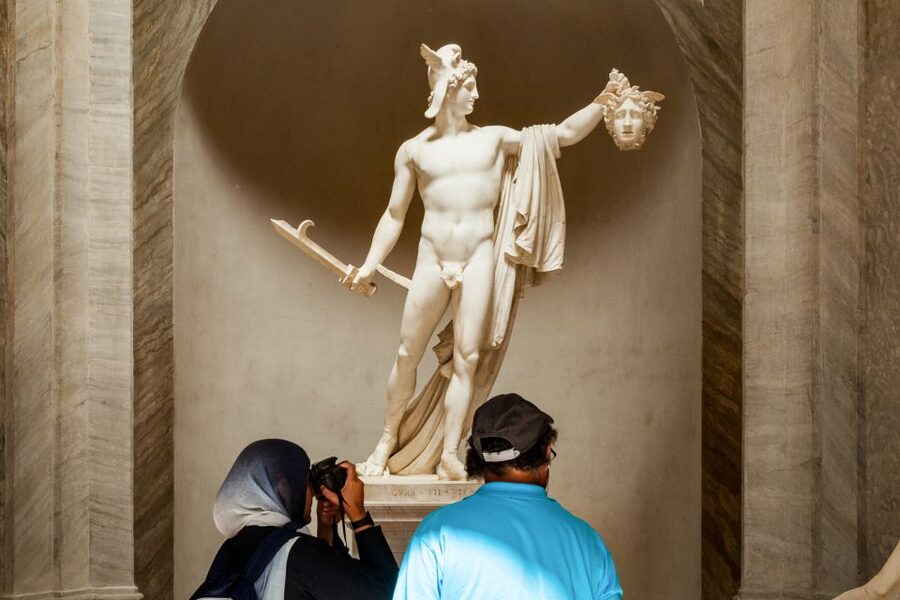 Vatican: Museums & Sistine Chapel Entrance Ticket - Time, walking, food, and the one-way route