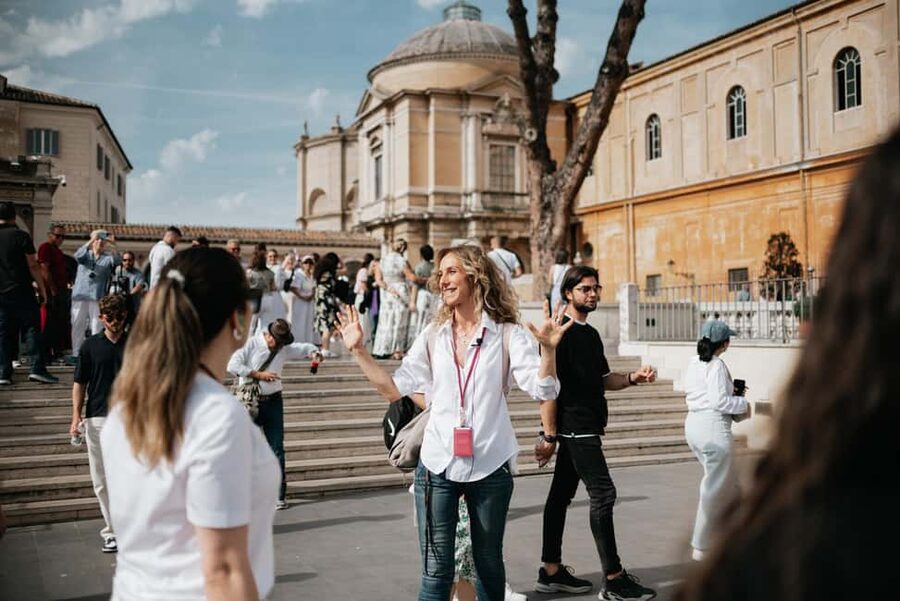 Vatican Museums & Sistine Chapel Skip-the-Line Guided Tour - Entering the Vatican Museums with priority access