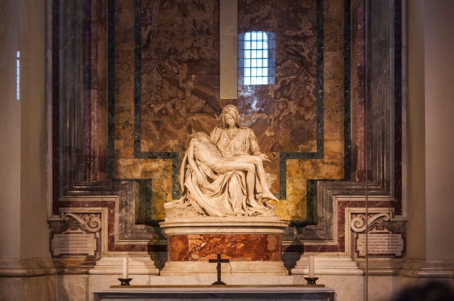 Vatican: Papal Audience and St. Peter's Basilica Guided Tour - Why the guide matters inside the basilica