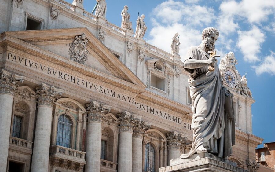Vatican: Sistine Chapel and Vatican Museums Guided Tour - The Vatican Museums route: maps, textiles, and painted rooms