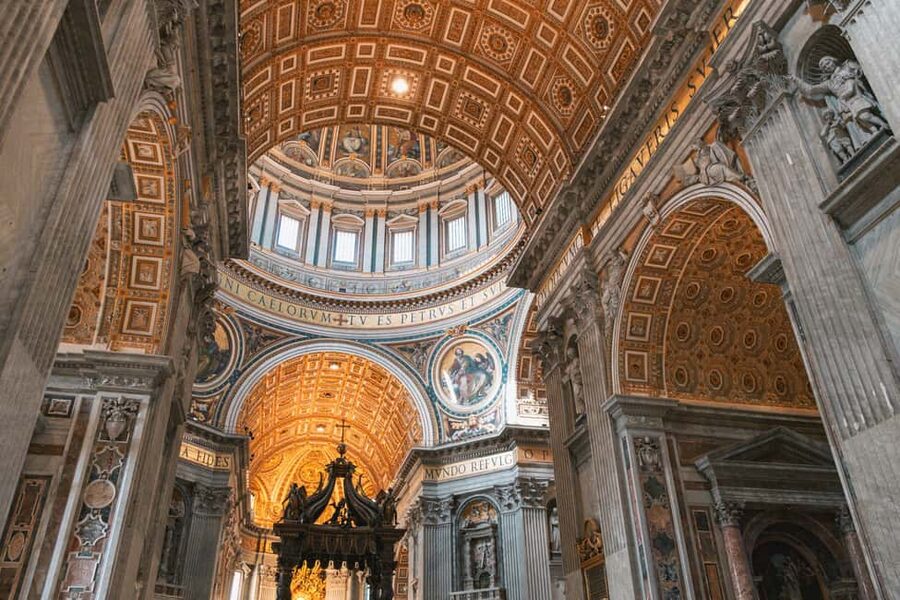 Vatican: St. Peter’s Basilica & Dome Ticket with Audioguide - Security comes before the basilica