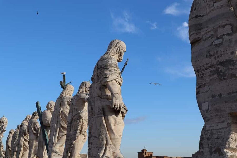 Vatican: St. Peter’s Basilica & Dome Ticket with Audioguide - Choosing the lift or the stairs