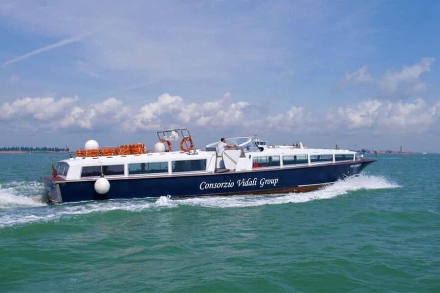Venetian Lagoon Tour: Visit Murano, Burano and Torcello - Meeting points and timing
