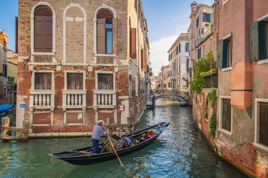 Venetian Private Sandolo tour - The view from the water