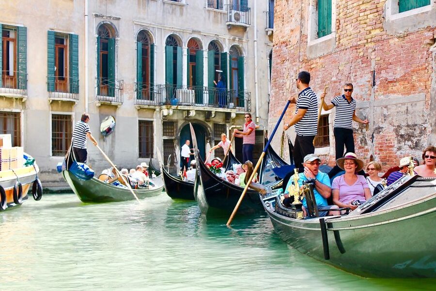 Venetian Private Sandolo tour - A private experience, with one detail to confirm