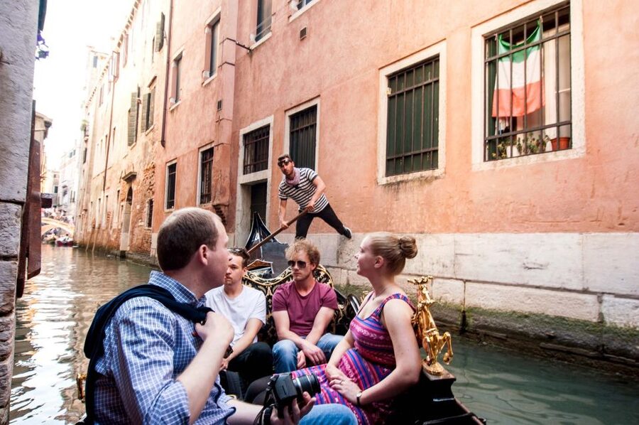 Venetian Private Sandolo tour - When to ride for calmer canals