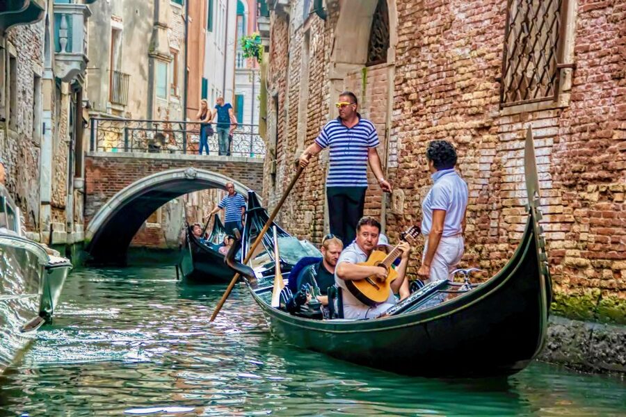 Venice: 30-Minute Gondola Ride on Grand Canal with Serenade - Peggy Guggenheim Collection: art beside the water
