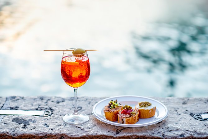 Venice Bacaro Food Tour: Eat and Drink like a Venetian - Meeting near Basilica dei Santi Giovanni e Paolo