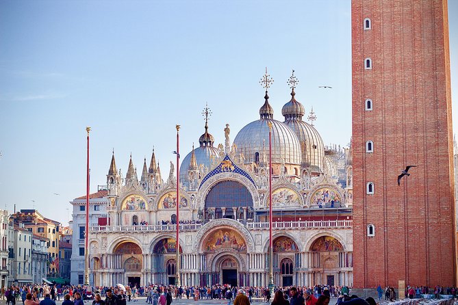 Venice: Doge's Palace and St. Mark's Basilica Guided Tour - St. Mark’s Basilica and its golden mosaics