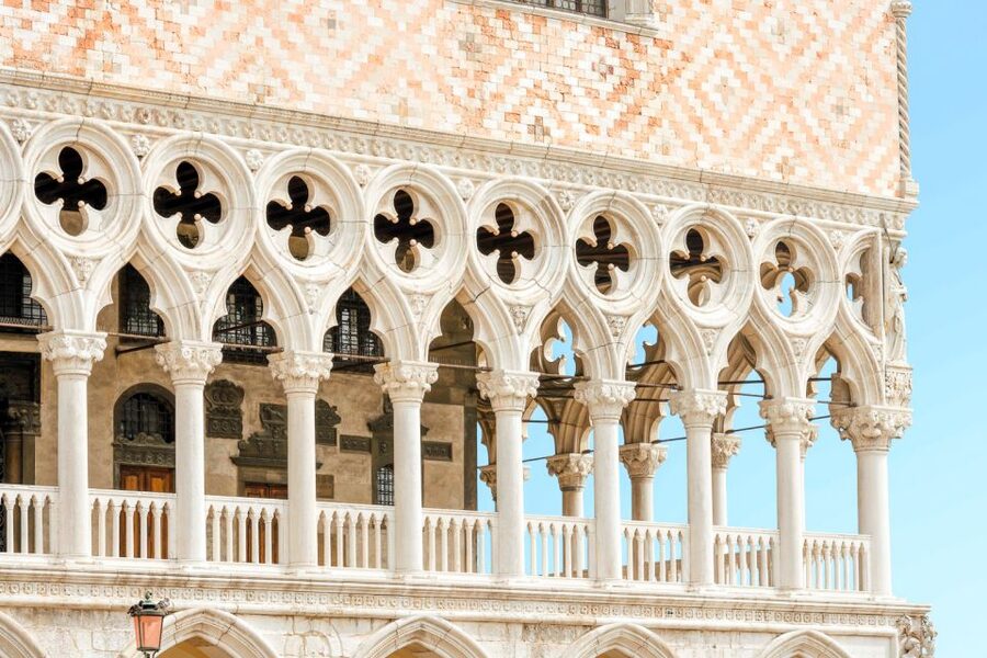 Venice: Doge's Palace and St. Mark's Basilica Tour - Timing, Clothing, and Practical Restrictions