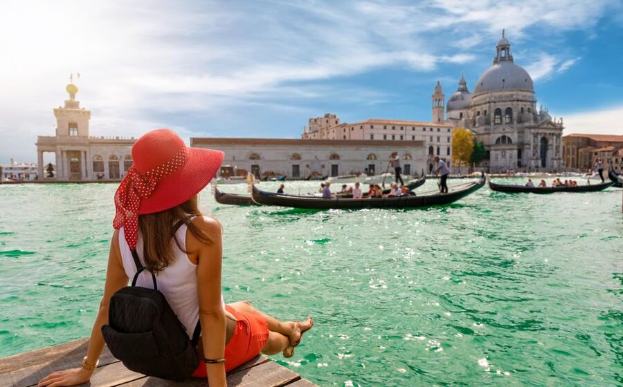Venice: Gondola Tour under the Bridge of Sighs & Audio Guide - Key points to know before booking