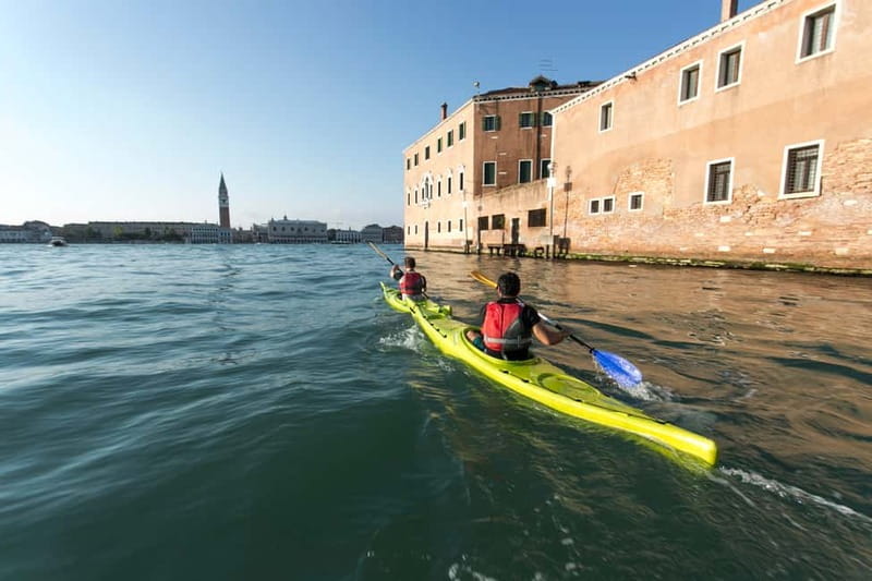 Venice: Guided Canal Kayak Tour at Day, Night, or Sunset - Practical strengths and small weaknesses