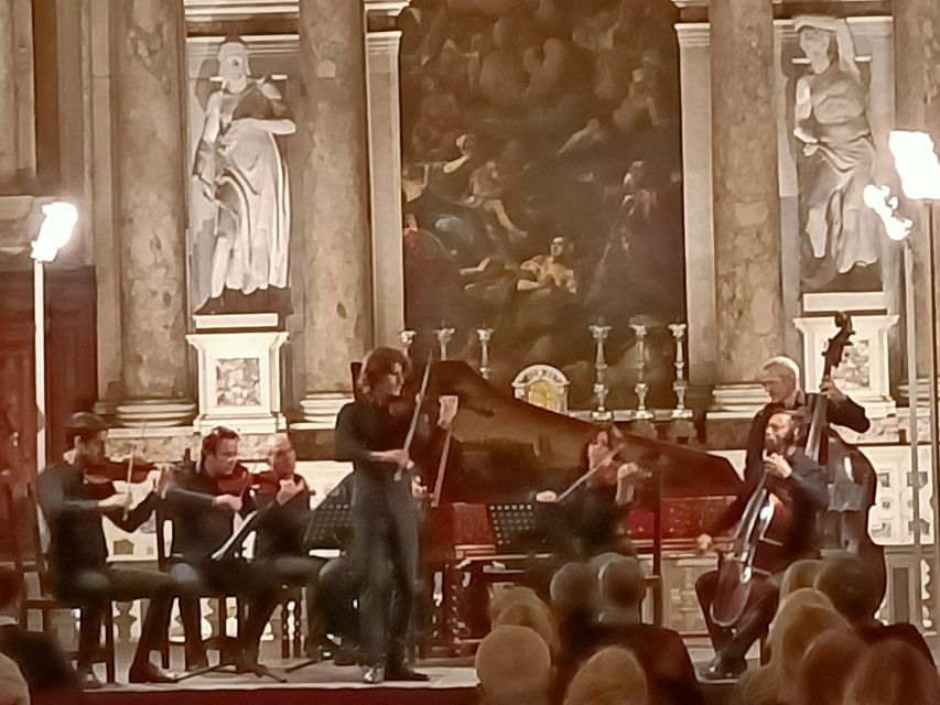 Venice: Interpreti Veneziani Concert at Church of San Vidal - Seating, comfort, and the best arrival strategy