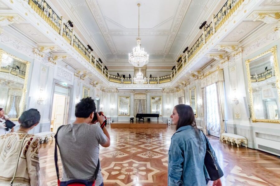 Venice: La Fenice Opera House Entry Ticket with Audio Guide - What the $14 price really gives you