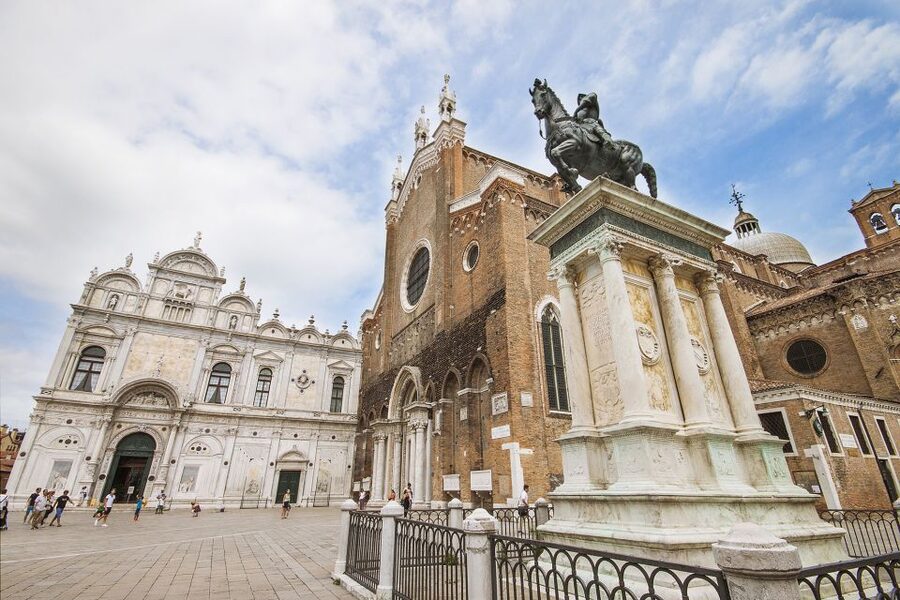 Venice: Morning Walking Tour - St. Mark’s Square from the outside