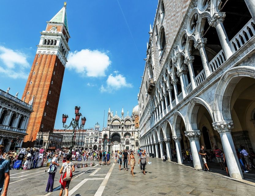Venice, Murano, and Burano Excursion from Jesolo - Starting at Punta Sabbioni pier number 5