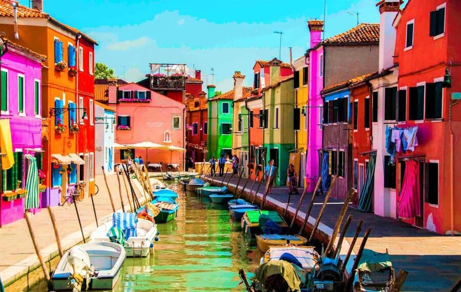 Venice: Murano and Burano Half-Day Lagoon Trip - Who should book this half-day outing?