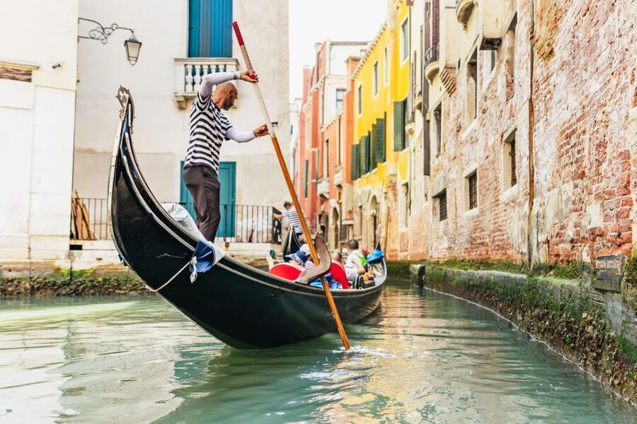 Venice: Private Gondola Ride along Grand Canal - Who will enjoy this gondola ride most?