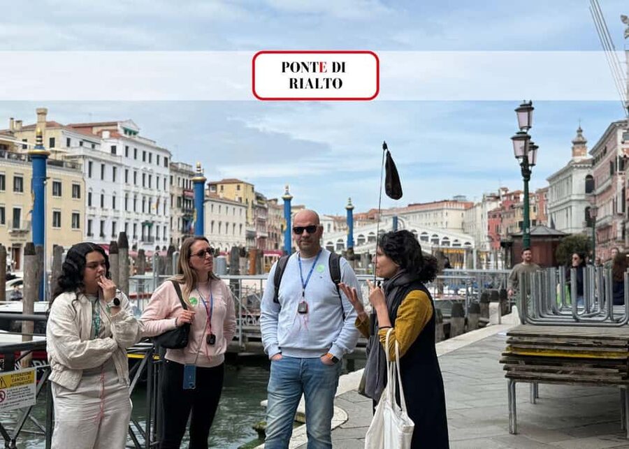 Venice: Rialto Bridge & Offbeat Unusual Venice Walking Tour - Why this walk works well after St. Mark’s Square