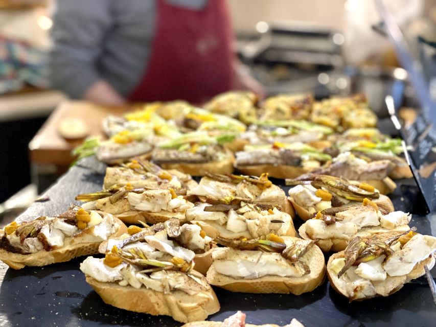 Venice: Street Food Tour with a Local Guide and Tastings - Biscuits, Gelato, and the Sweet Finish