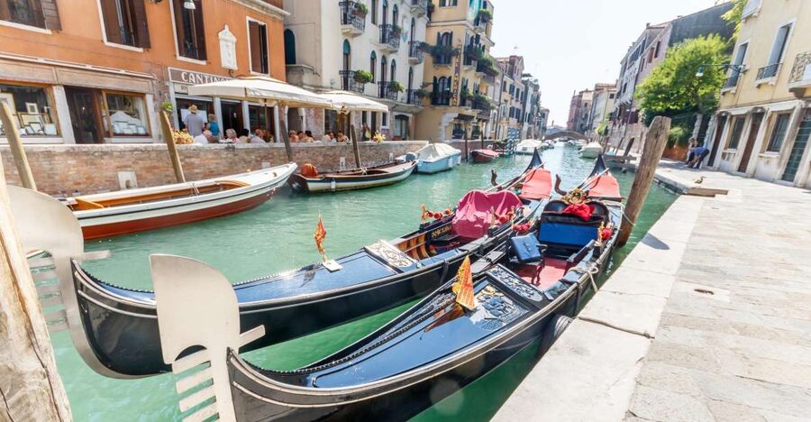 Venice: Traditional Shared Gondola Ride - Why a gondola still matters in Venice