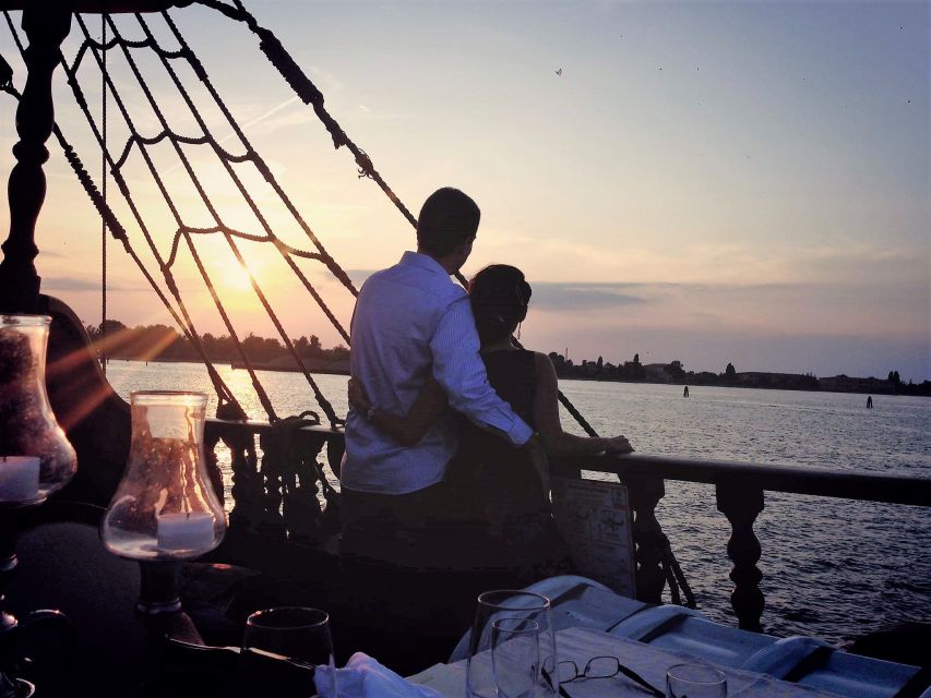 Venice: Venetian Lagoon Tour and Galleon Dinner - Comfort, accessibility, and weather