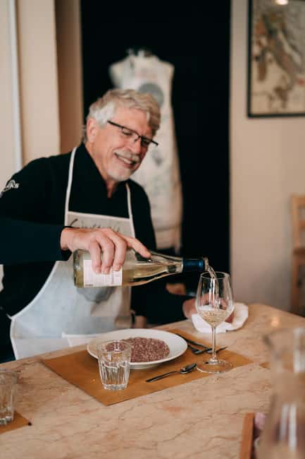 Verona: Hands-on Fresh Pasta and Tiramisù Cooking Class - Meeting the Chef in Verona
