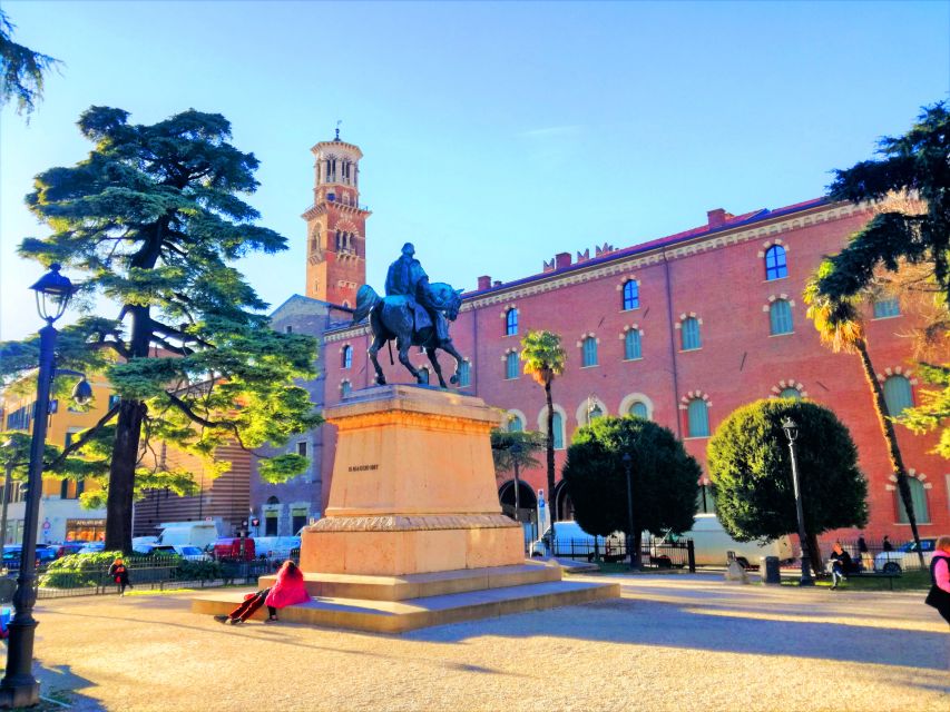 Verona: History and Hidden Gems Guided Walking Tour - River views at Castelvecchio and Ponte Scaligero