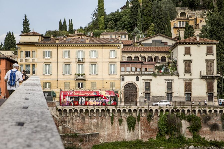 Verona: Hop-on Hop-off Tour 24 or 48-Hour Ticket - Key points to know before you board