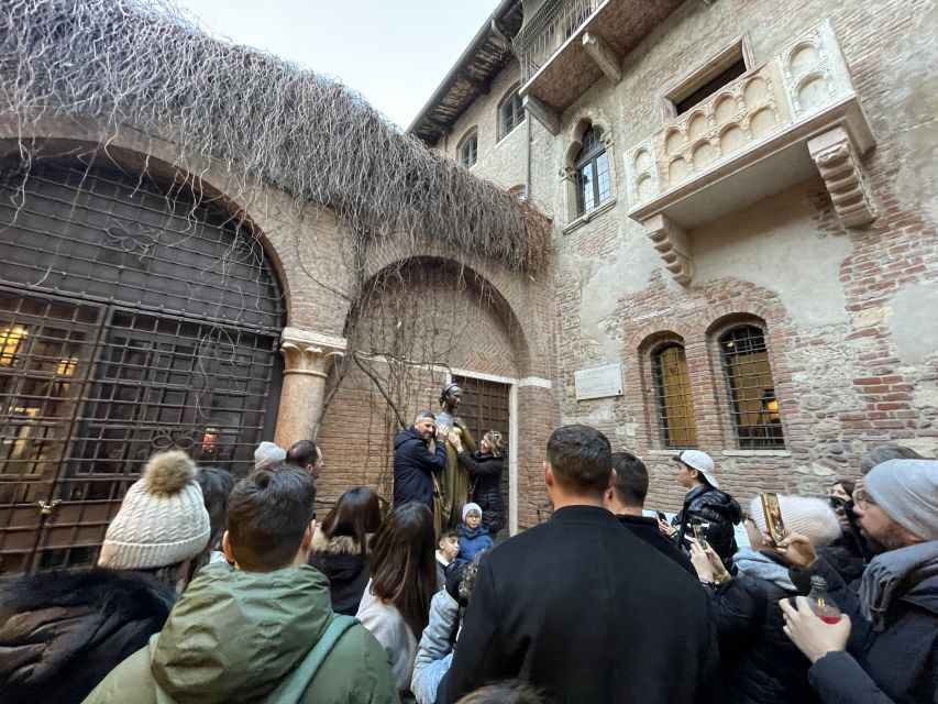 Verona: Small Group Guided Walking Tour with Arena Tickets - Timing, group size, and the $81 price
