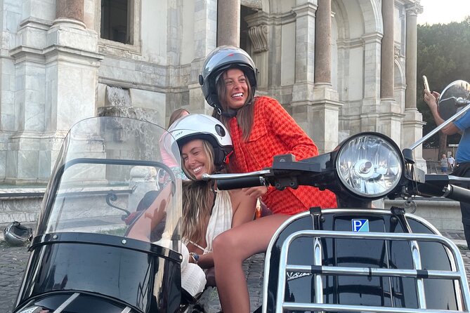 Vespa Sidecar Tour By Night with Pickup - Circus Maximus and the Palatine from the road