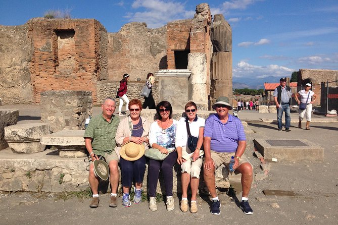 Visit in Pompeii - Pompeii Private Tour with Ada - Why a guide helps at Pompeii
