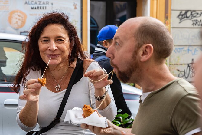 Winner 2025 Rome Twilight Trastevere Food Tour by Eating Europe - Da Enzo al 29, Roman cooking with a coveted welcome